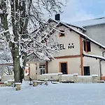 Des Mesanges Отель