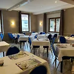 Des Mesanges Hotel 2*