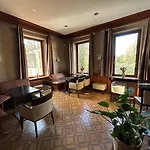 Des Mesanges Отель 2*