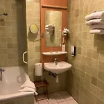 Des Mesanges Отель