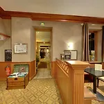 Des Mesanges Отель 2*