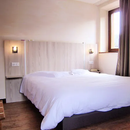 Des Mésanges Hotel Meisenthal