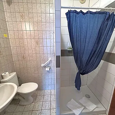 Ξενοδοχείο Des Mesanges 2*